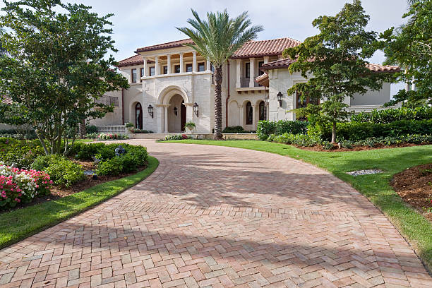Reasons to Select Us for Your Driveway Paving Requirements in Crystal Lakes, OH